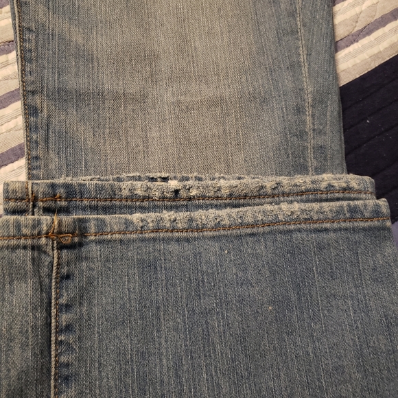 Old Navy "The Flirt" Jeans - Picture 8 of 8